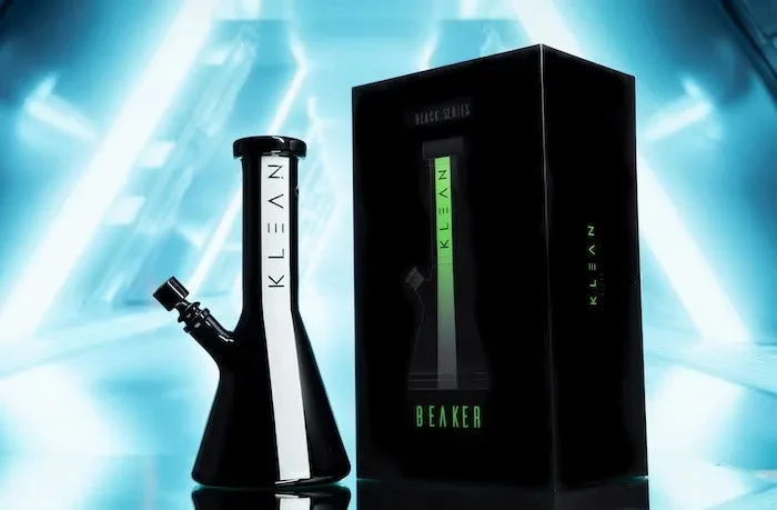 discreetsmoker3018095