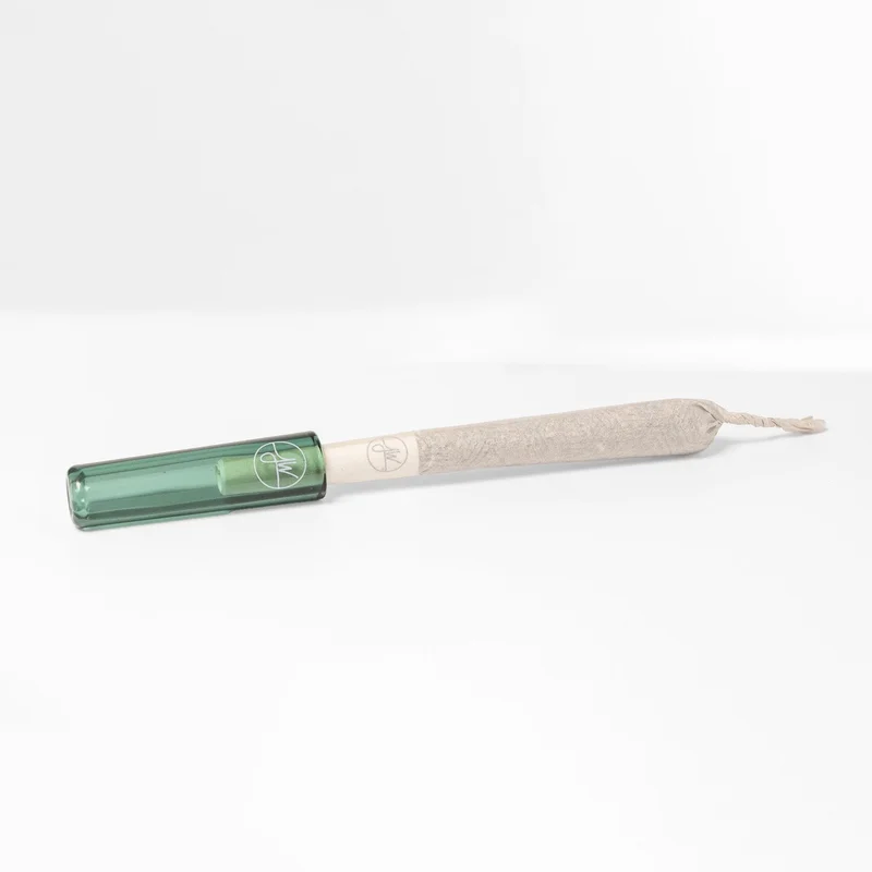 discreetsmoker3046978